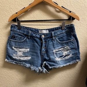 KanCan Jean Shorts Size Medium